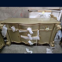 Warehouse Clearance Sale! Brand New 4pc Bedroom Set