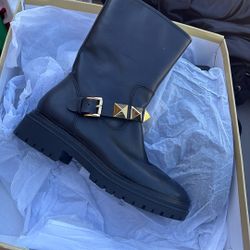 MK Layton Bootie