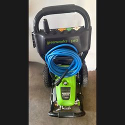 New out of box Greenworks 2500-PSI 2-GPM Cold Water Electric Pressure washer with 5 Spray Tip $200 cash only East Palmdale 