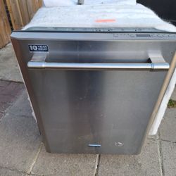Diswasher Used .