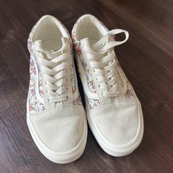Vans Woman Size 7