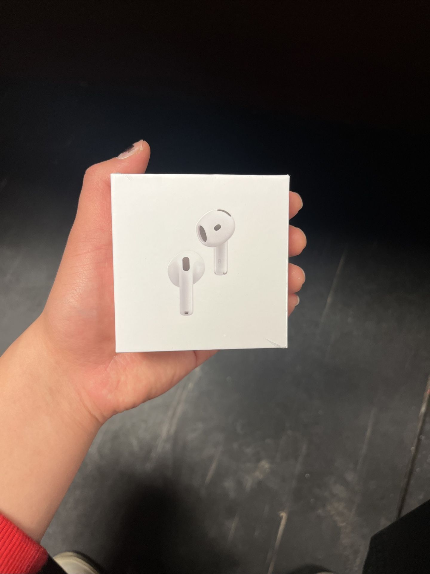 AirPod 4th Generation Noise Cancellation w/Charging Case - White
