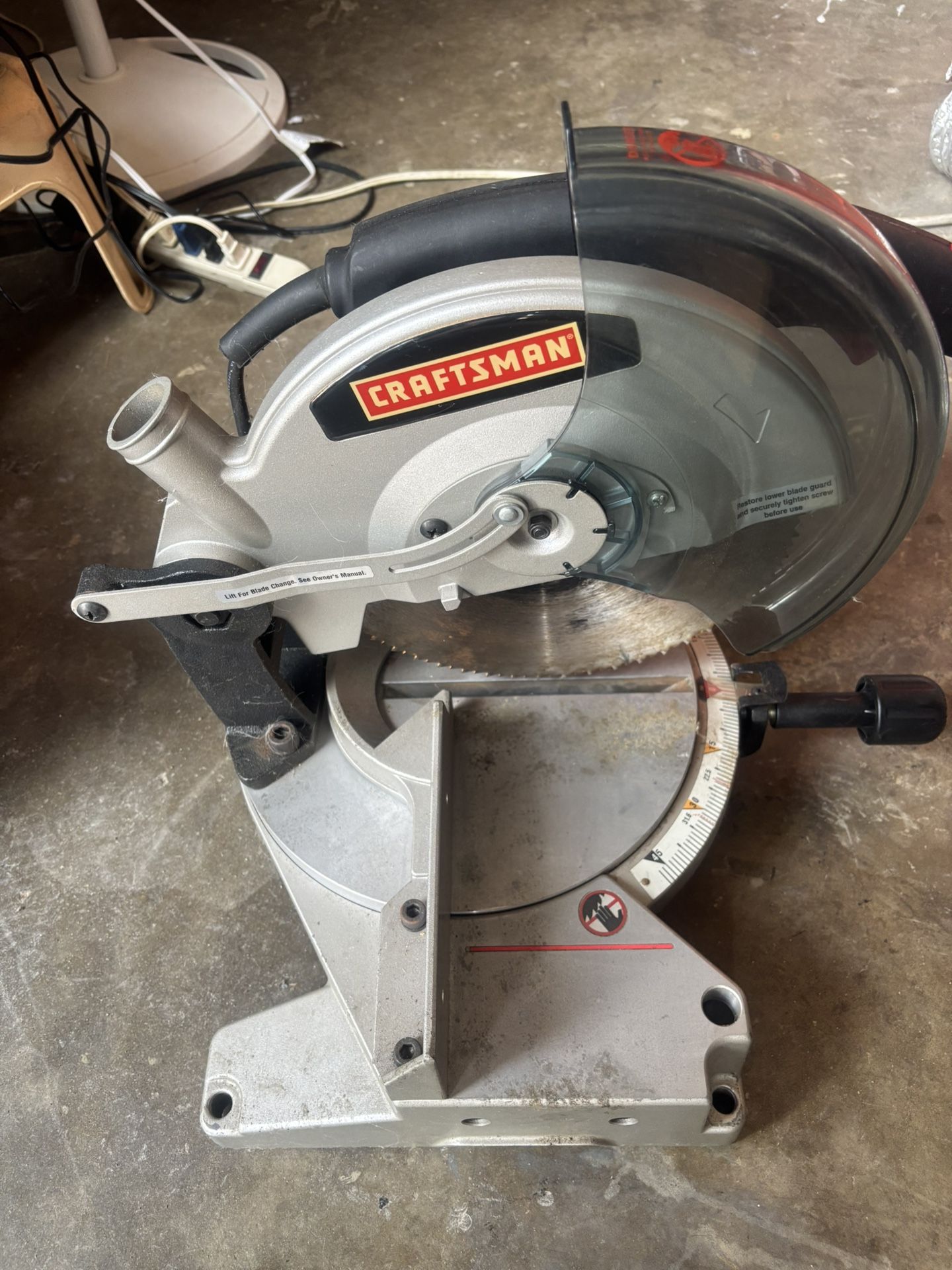 Black N Decker Milter Saw