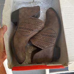 Women’s Boots