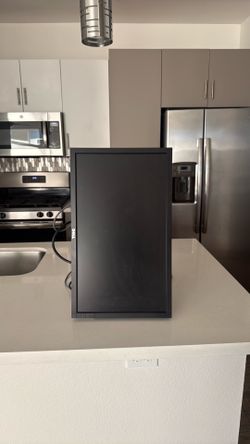DELL Desktop Monitor