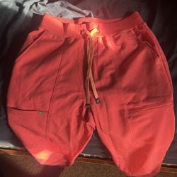 Fabletics Scrubs Pink