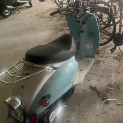 Scooter UF area