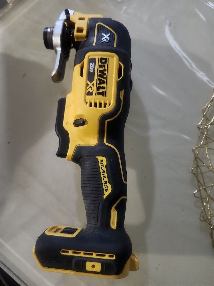 Dewalt