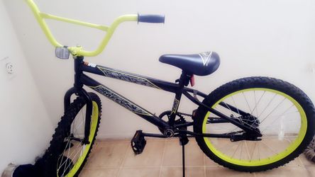 Kids Bike Like New...