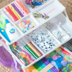 Childrens Arts & Craft Supplies