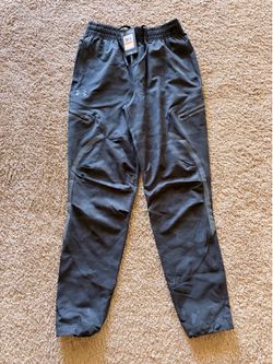 Unstoppable under Armour pants camo size small