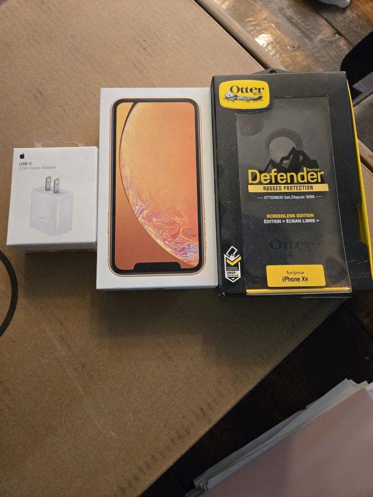 Iphone XR And Case