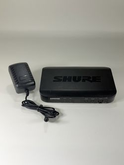 Shure BLX4/H8 Wireless System Receiver - Band H8 Freq 518-542MHz