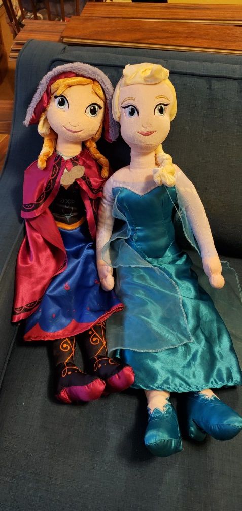 Frozen dolls