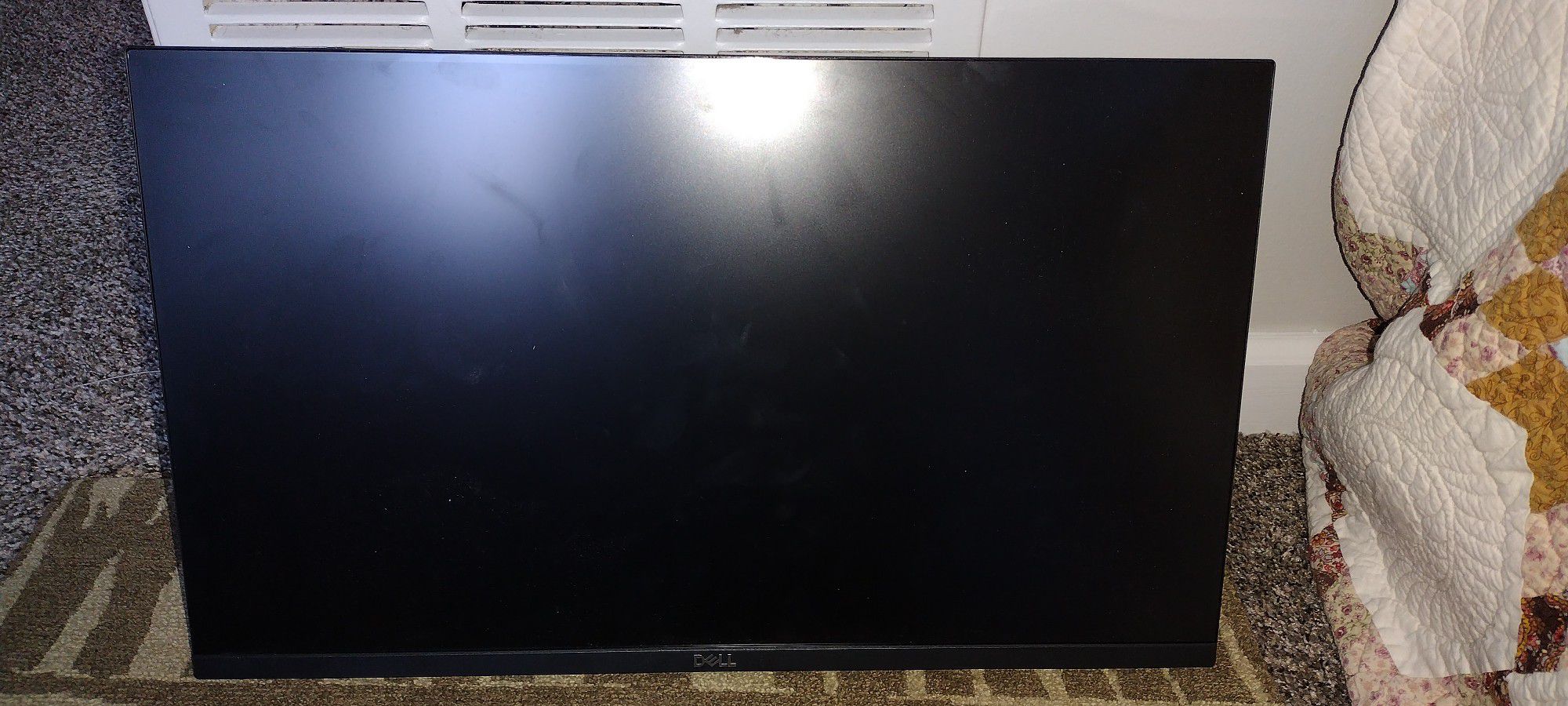 24" Dell Monitor+ Swing Arm Mount