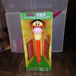 2002 Giant Tigger Pez Dispenser