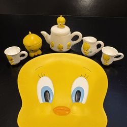 Vintage Tweety Bird Mini Tea Set 1998 Warner Bros.