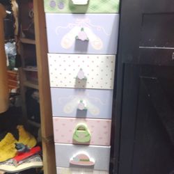 Children's Storage/Dressor Multicolored