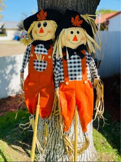 Beautiful Couple of Scarecrows Brand New  26in Tall 🍁🌾🌽 • $60.00 FIRM •