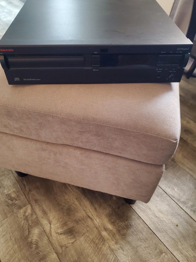 Nakamichi CD Player 2 with Remote