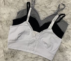 Lace crop top