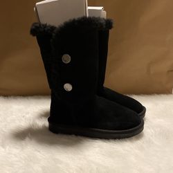 KIDS SIZE 13 KOOLABURRA BY UGG BOOTS NEW
