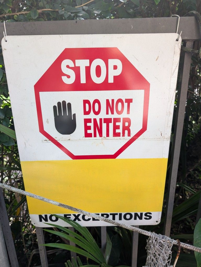 Stop Do Not Enter Metal Sign 18' X 24' Tall