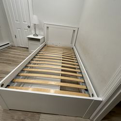 Ikea twin Songwsand bed frame and night table