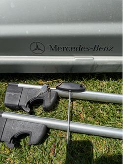 Mercedes Roof Box With Cross Bars