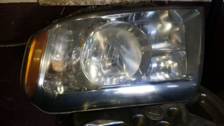 2010 honda pilot headlight