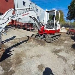 Takeuchi TB 250 Excavator