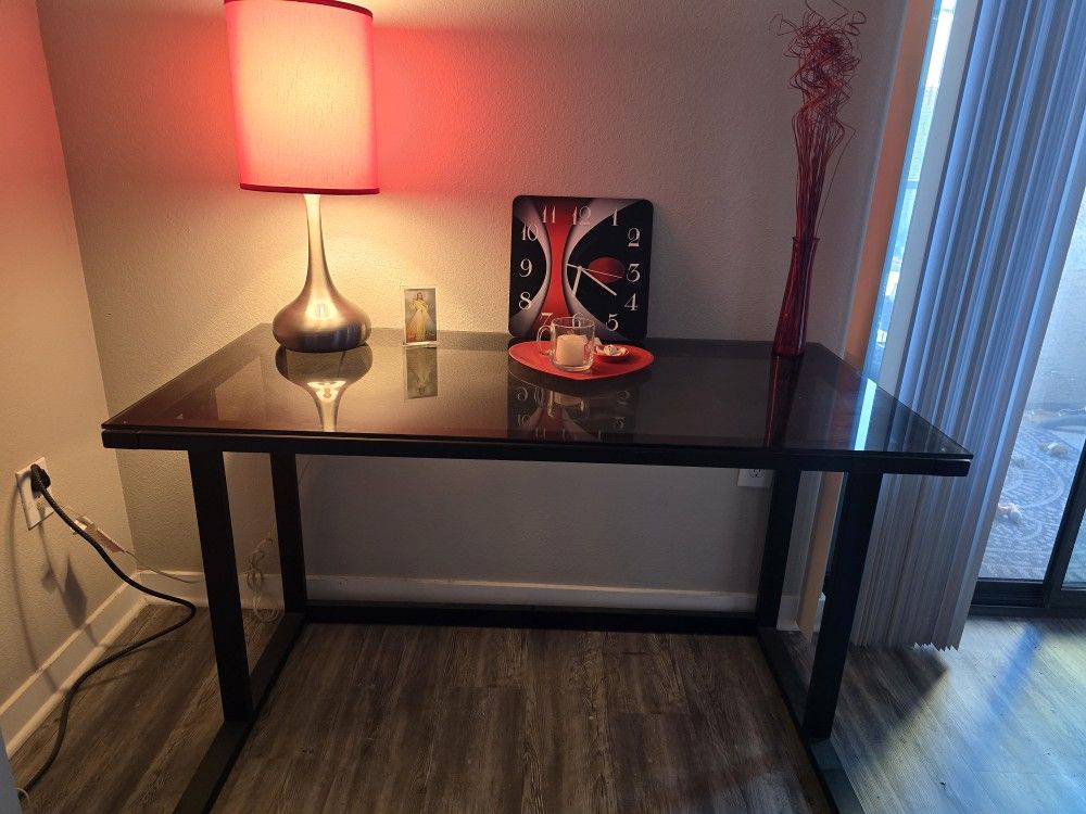 Desk / Dresser