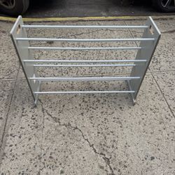42” small freestanding shoe rack/ Dry Rack
