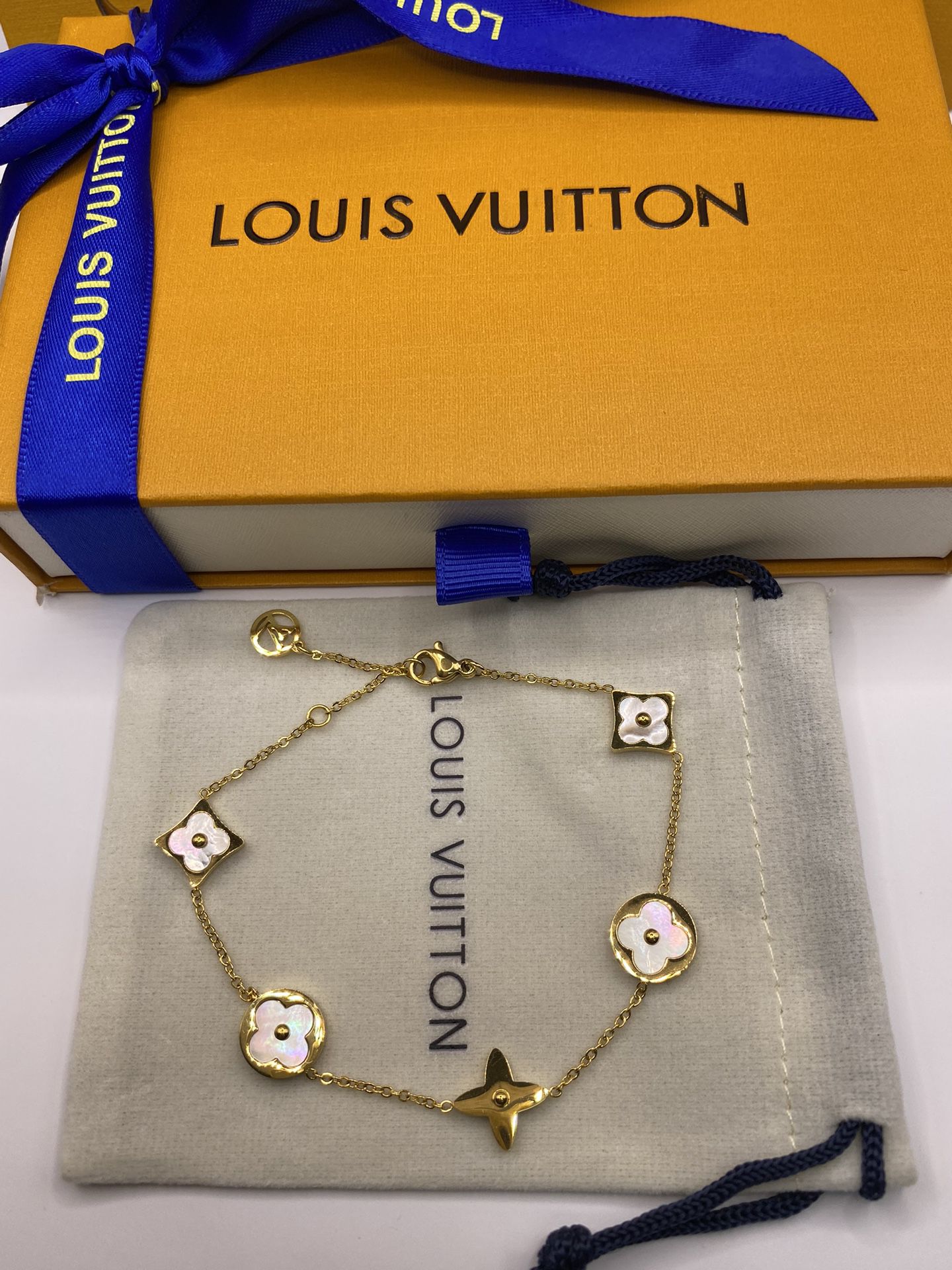 Authentic LV Bracelet Pre-Owned Gold Color for Sale in Los Angeles, CA -  OfferUp