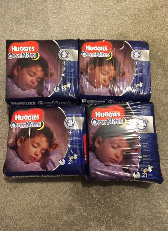 Huggies Overnites Diapers Size 5 Lot of 4