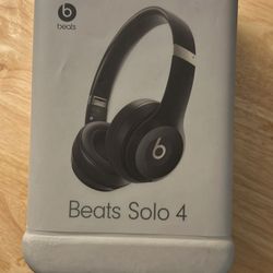 Beats Solo 4
