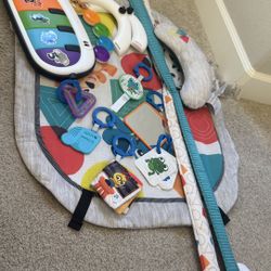 Infant Playmat / Play gym 