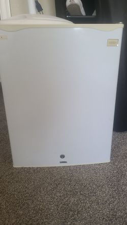 Mini fridge