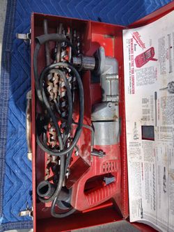 DRILL MILWAUKEE & MORE TOOLS