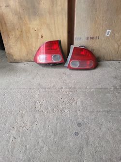 2006 Honda Civic Sedan Tail Lights