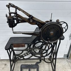 Bradbury A-1 repairing sewing machine shoe patcher England