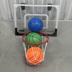 Mini basketball court