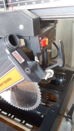 Rip saw