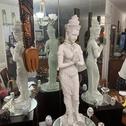 ESCULPTURE STATUE THAI 34H 