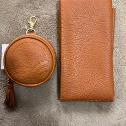 Tushbaby pod and changing pad