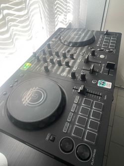 DJ controller DDJ-FLX4