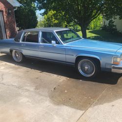 1988 Cadillac Brougham