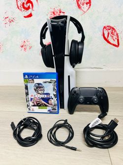 Sony PlayStation 5 Slim Disc Version - 1 TB , Bonus 1 Game , 1 Headset ( Very New )