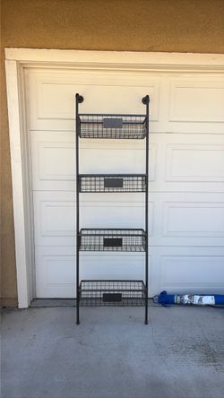 4-Tier Metal Wire Ladder Shelf