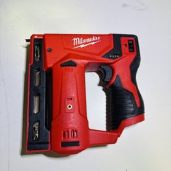 Milwaukee 12V Cordless  3/8” Crown Stapler  ( Tool Only ) 